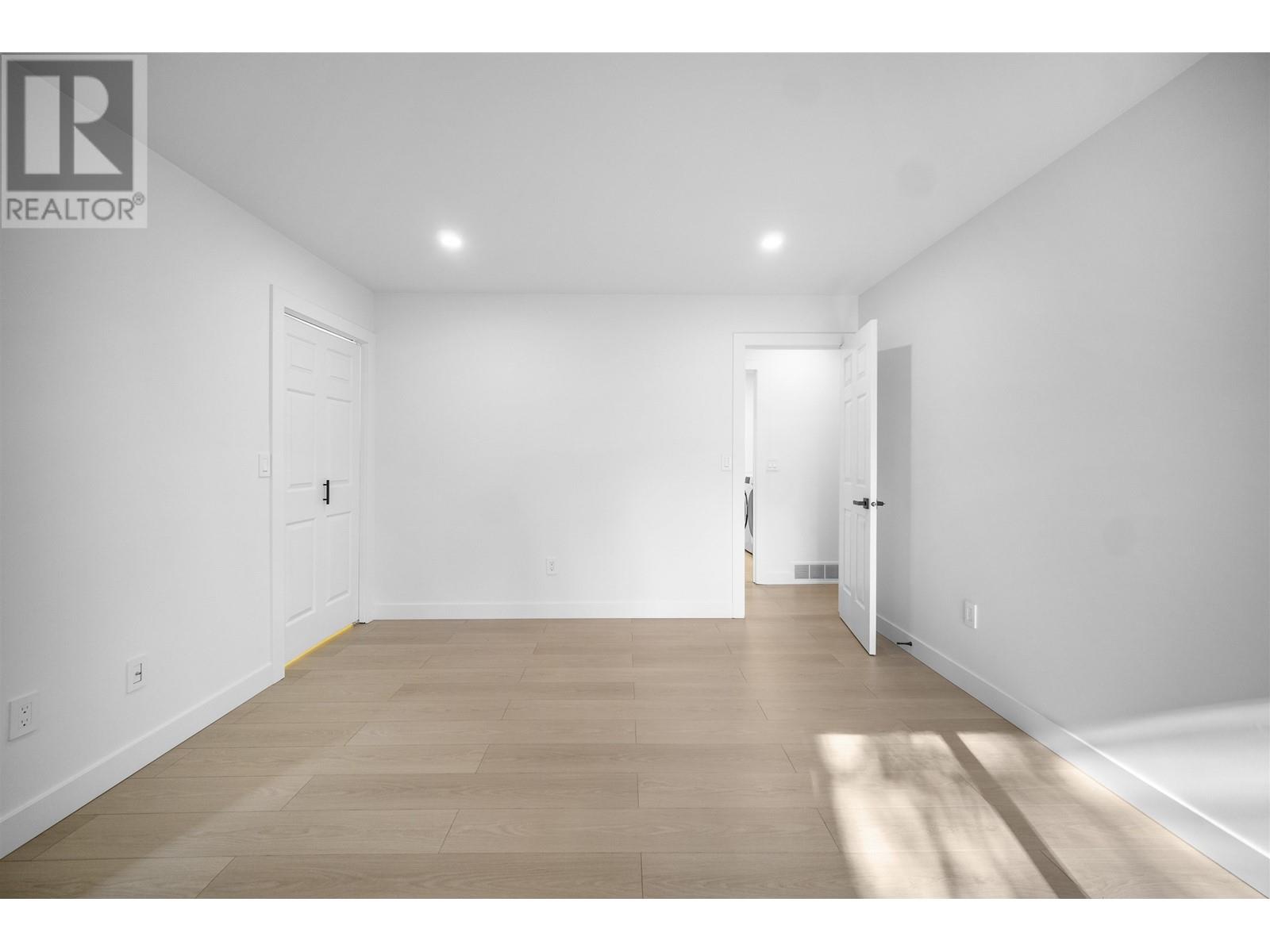 19 Arrow-Wood Place, Port Moody, British Columbia  V3H 4E9 - Photo 17 - R2978836