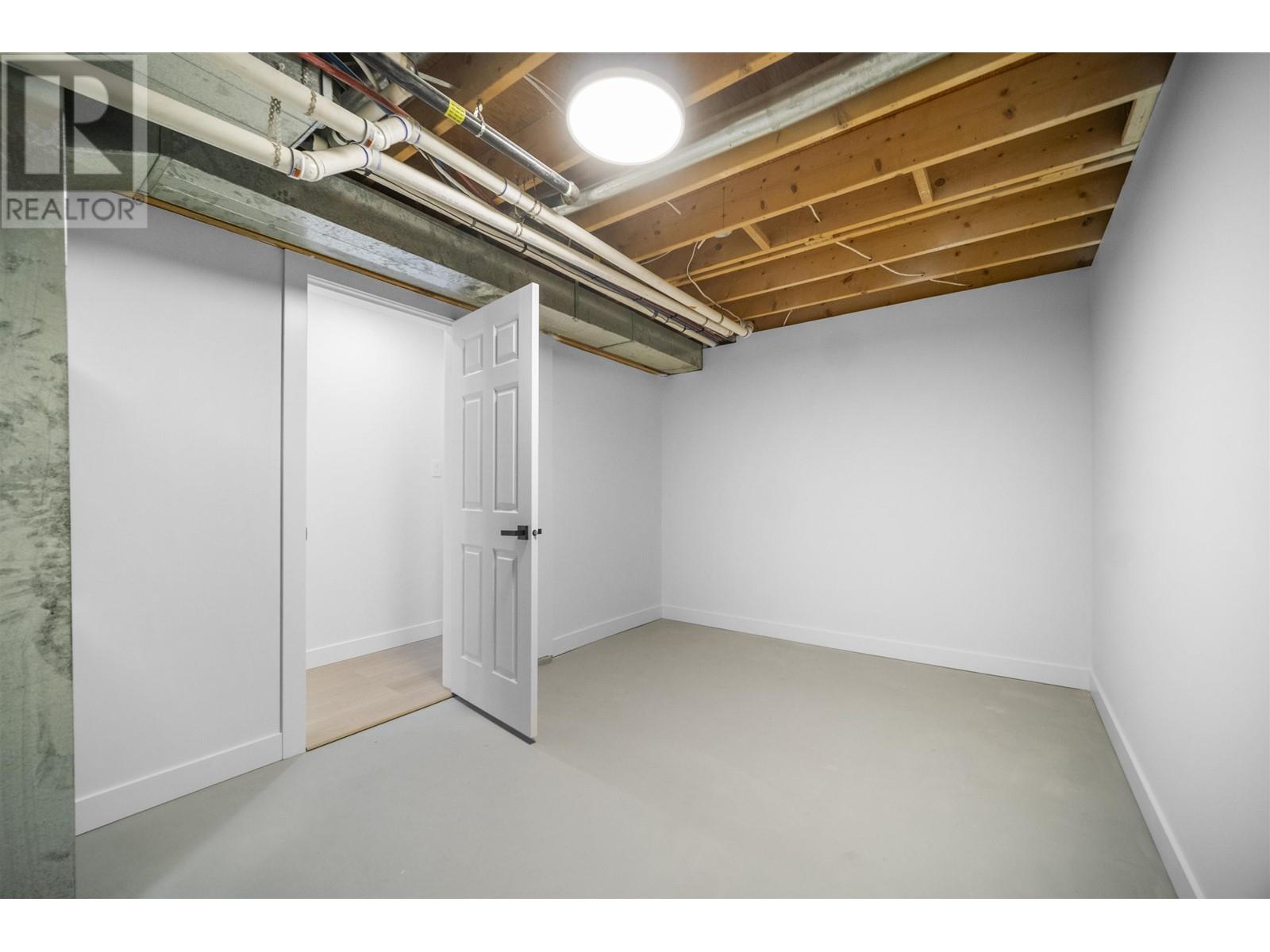 19 Arrow-Wood Place, Port Moody, British Columbia  V3H 4E9 - Photo 29 - R2978836