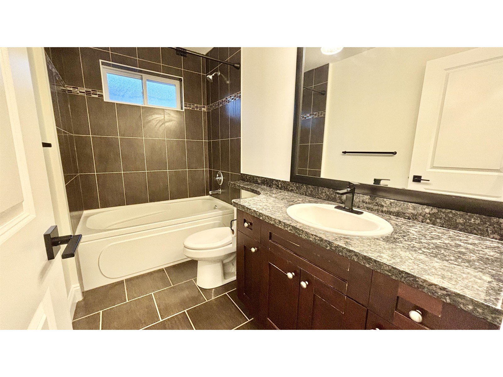 15415 Thrift Avenue, White Rock, British Columbia  V4B 2L8 - Photo 21 - R2981045