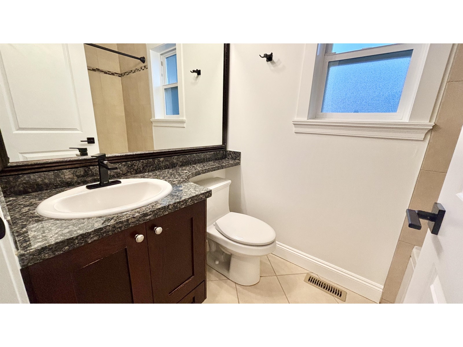 15415 Thrift Avenue, White Rock, British Columbia  V4B 2L8 - Photo 18 - R2981045