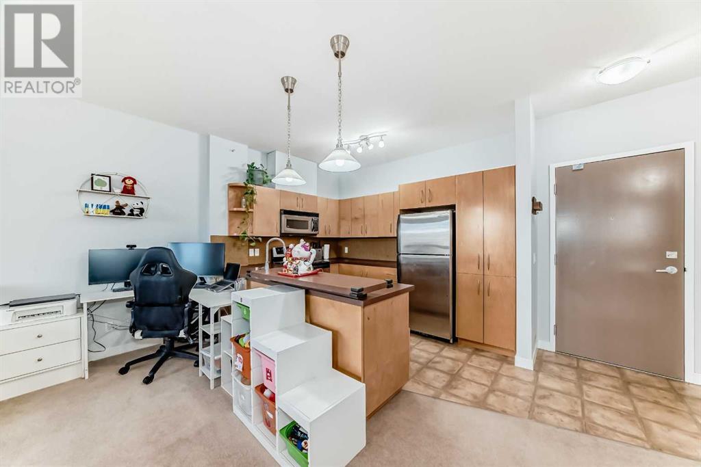 303, 69 Springborough Court Sw, Calgary, Alberta  T3H 5V5 - Photo 2 - A2216160