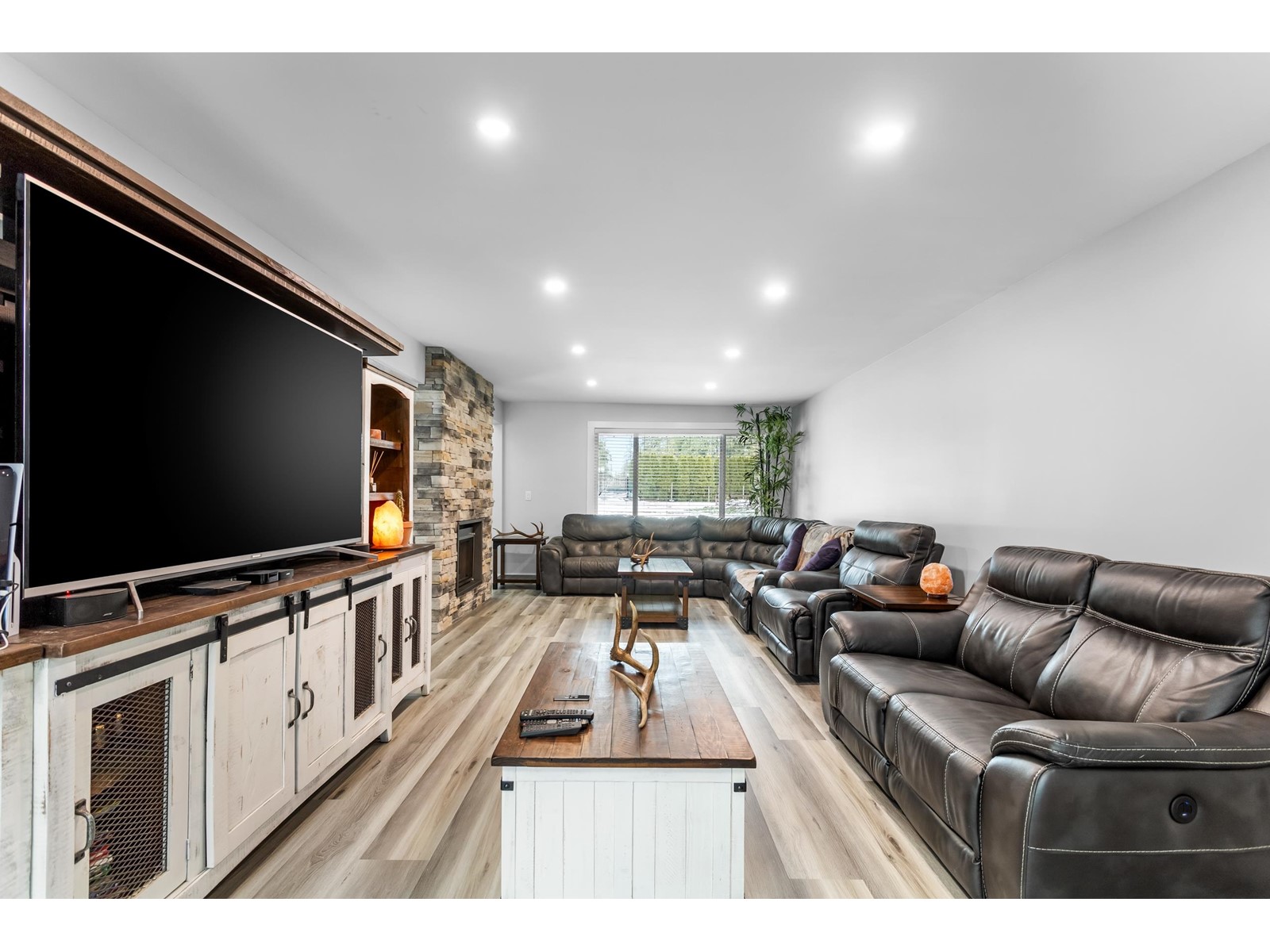 Property at 1265 231 STREET image 4