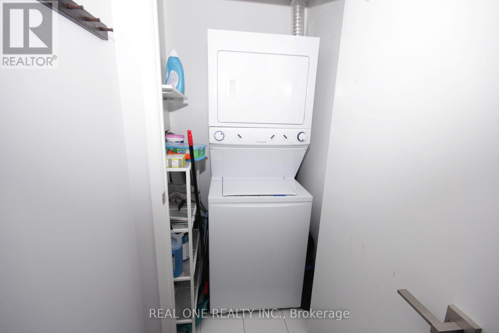 315 - 98 Lillian Street, Toronto, Ontario  M4S 0A5 - Photo 17 - C12111708