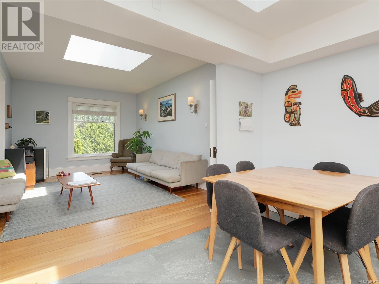 487 Ker Ave, Saanich, British Columbia  V9A 2B8 - Photo 4 - 996841