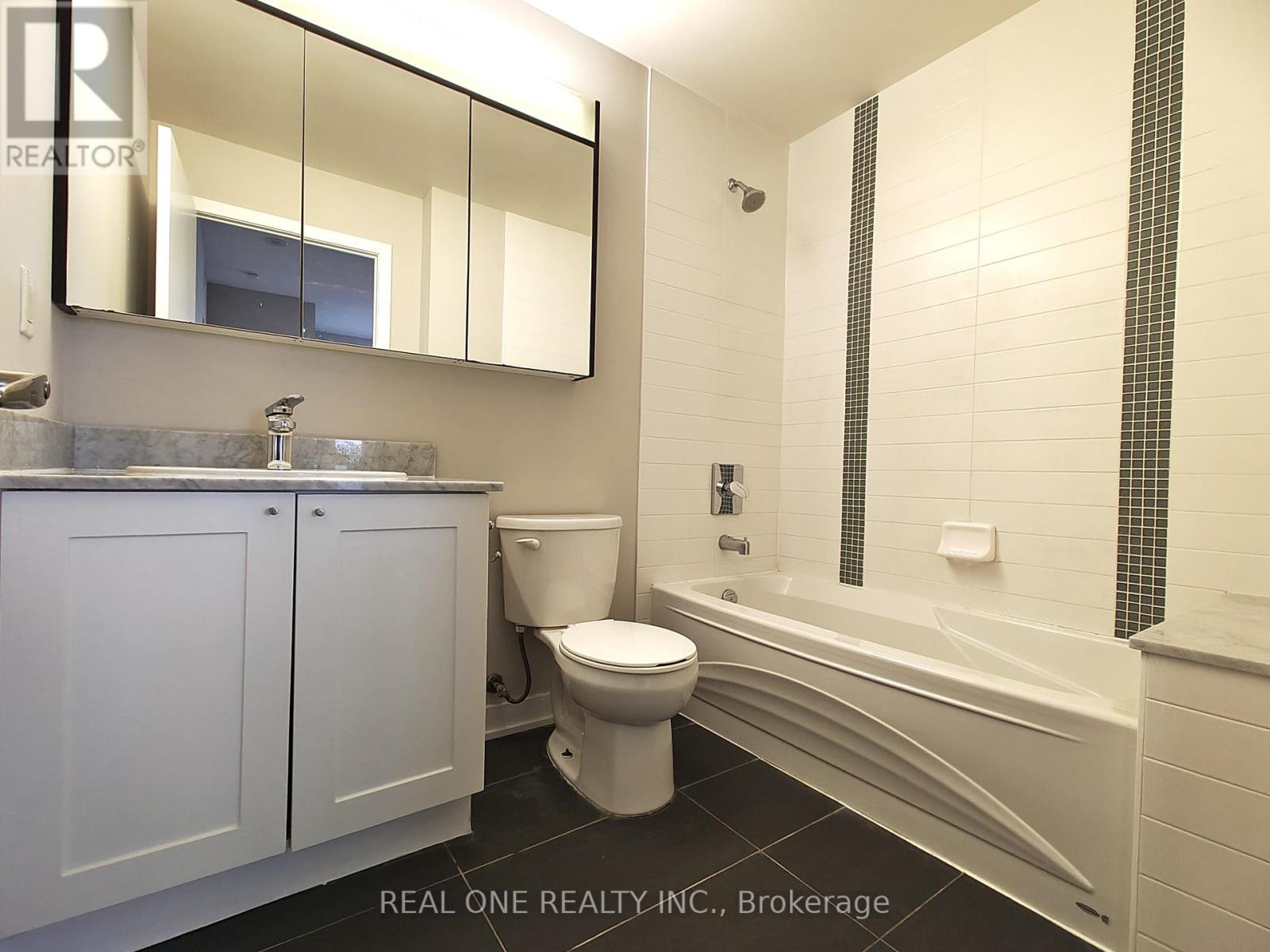 1604 - 4065 Brickstone Mews, Mississauga, Ontario  L5B 0G3 - Photo 6 - W12111707