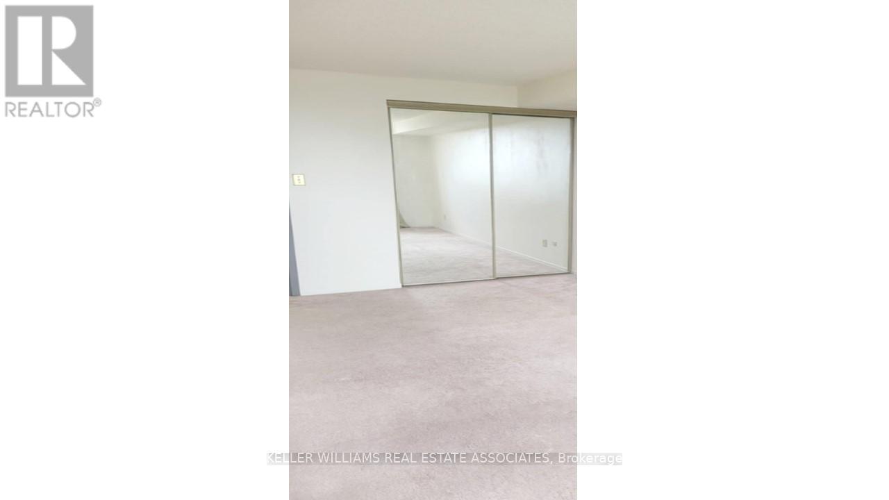 404 - 25 Agnes Street N, Mississauga, Ontario  L5B 3X7 - Photo 15 - W12111714