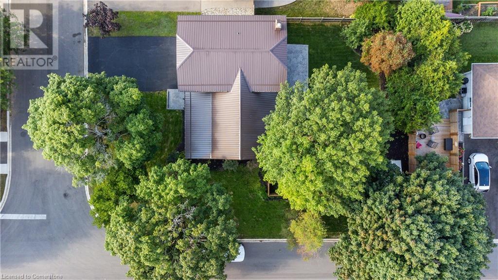 Property at 22 ATWOOD Crescent image 3