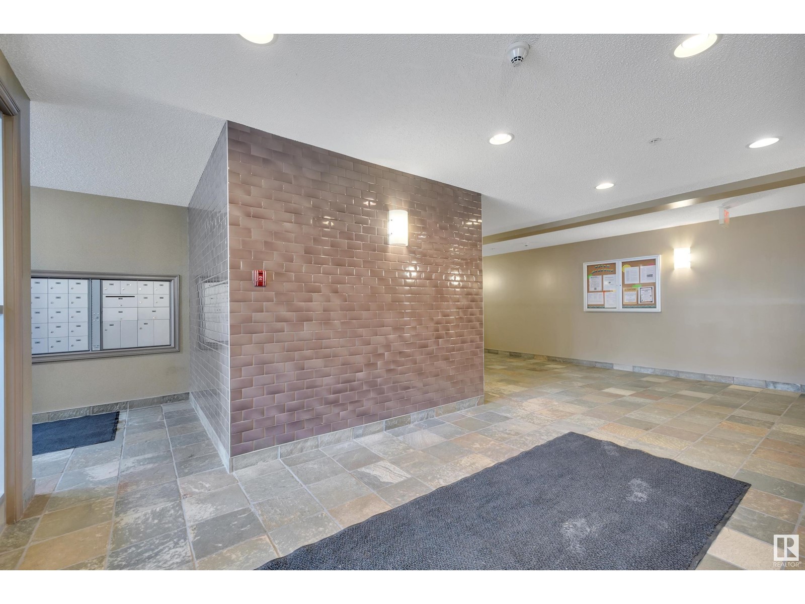Property at #312 4407 23 ST NW image 4