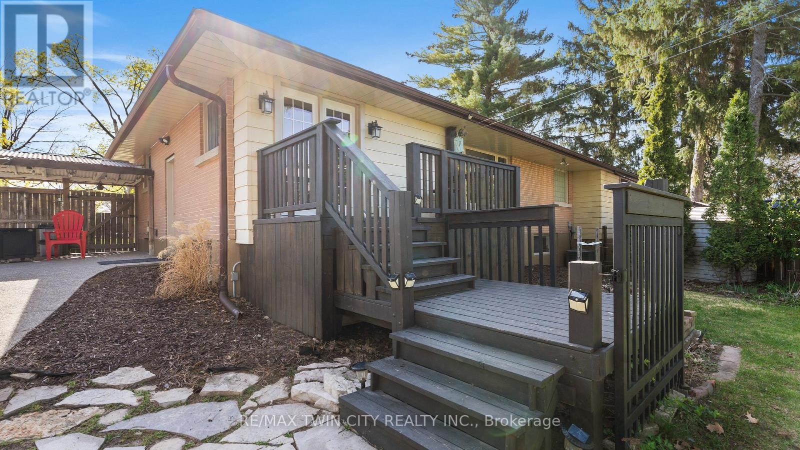30 Horner Street, Brantford, Ontario  N3R 2C4 - Photo 41 - X12111711