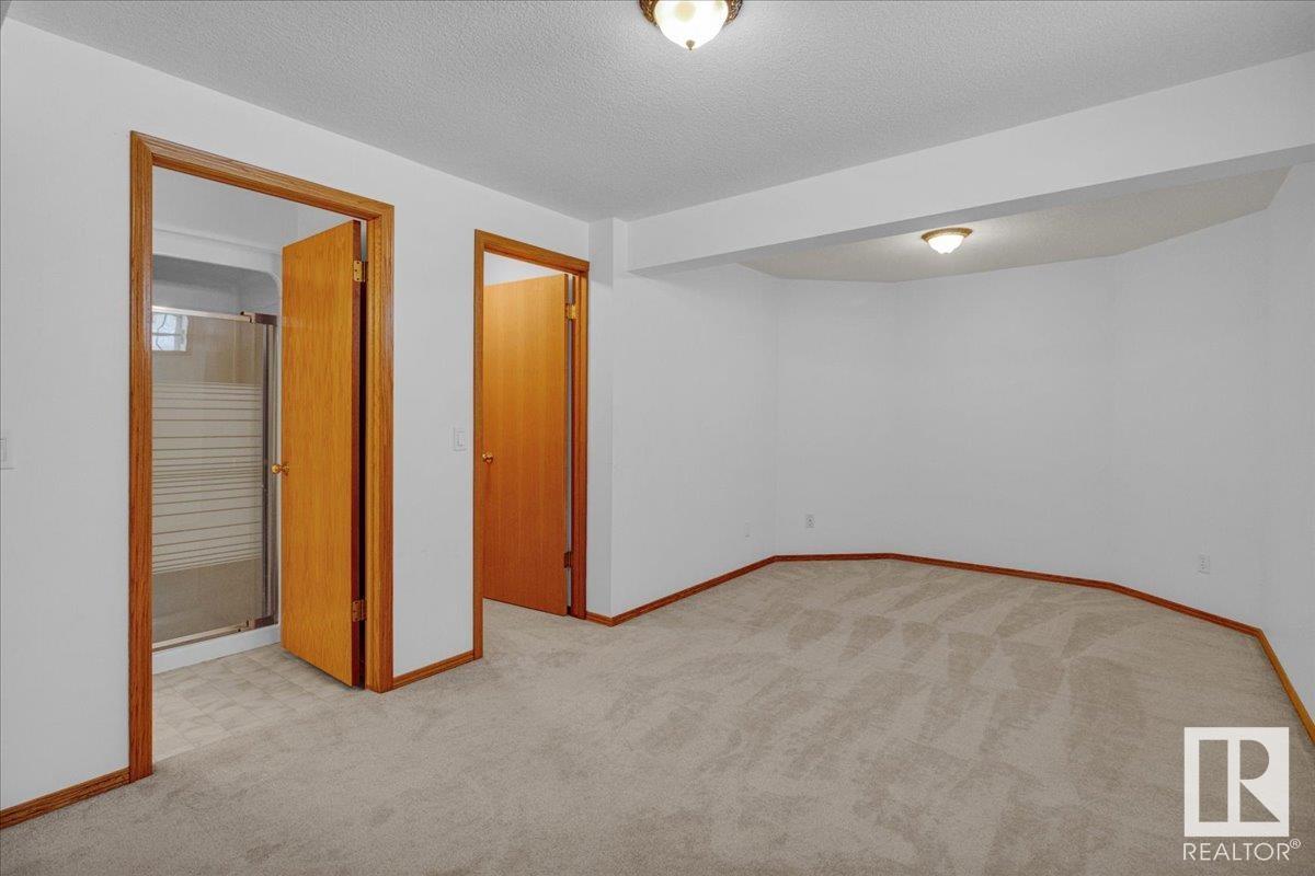 547 Twin Brooks Bay Ba Nw Nw, Edmonton, Alberta  T6J 6X3 - Photo 45 - E4429296