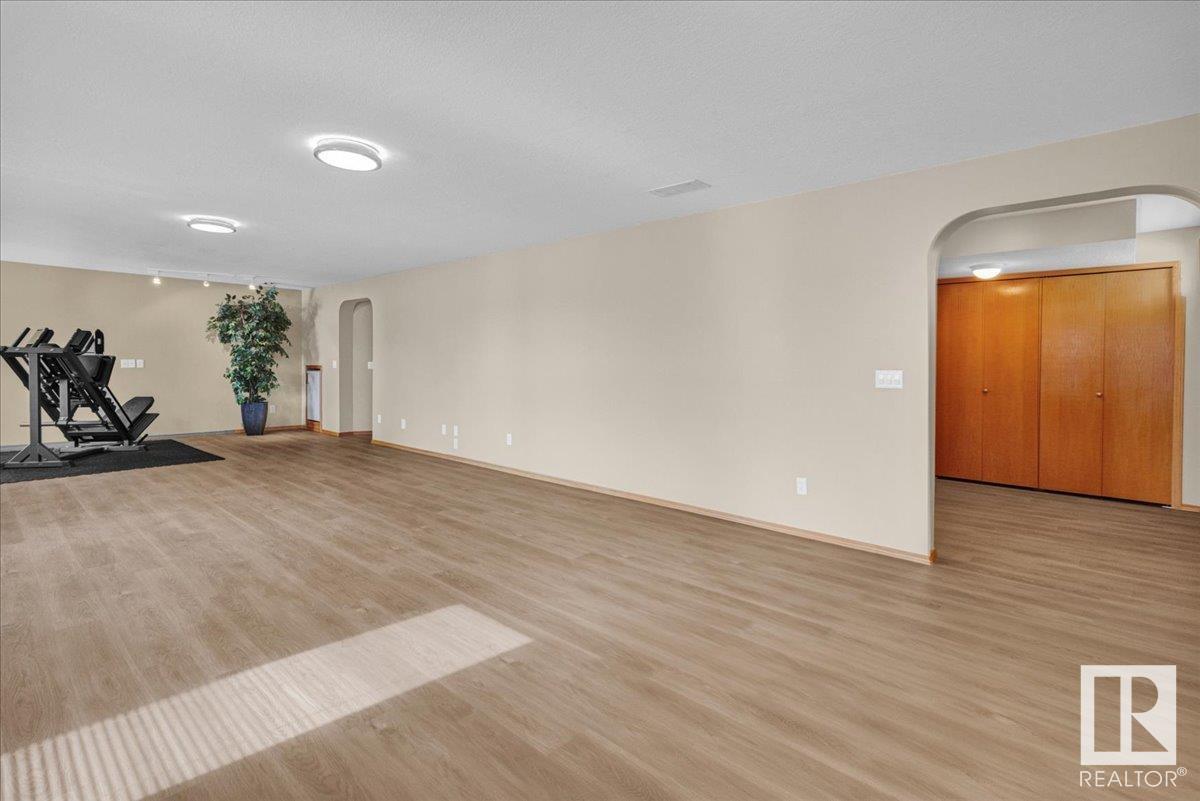 547 Twin Brooks Bay Ba Nw Nw, Edmonton, Alberta  T6J 6X3 - Photo 40 - E4429296