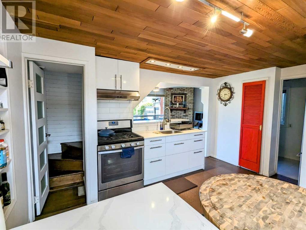 1021 Maggie Street Se, Calgary, Alberta  T2G 4L6 - Photo 8 - A2194835