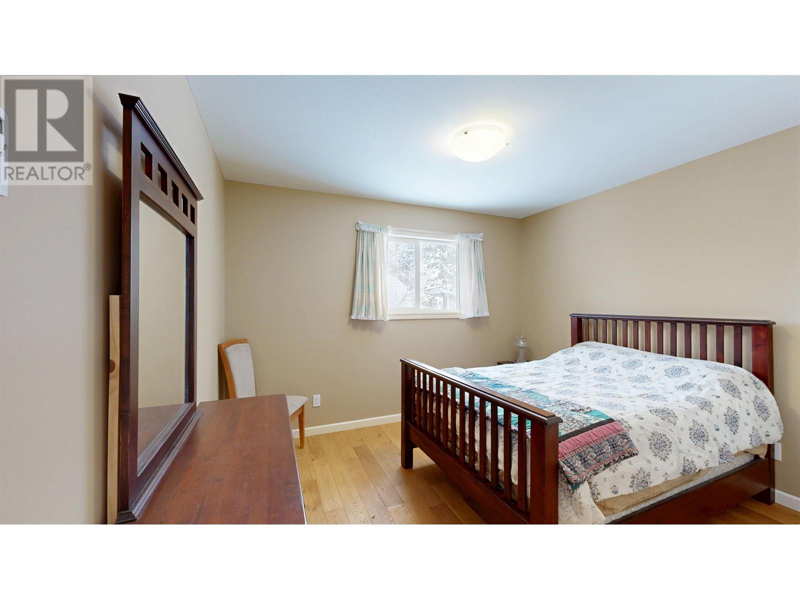 6691 Cariboo 97 Highway, 100 Mile House, British Columbia  V0K 2E2 - Photo 24 - R2977718