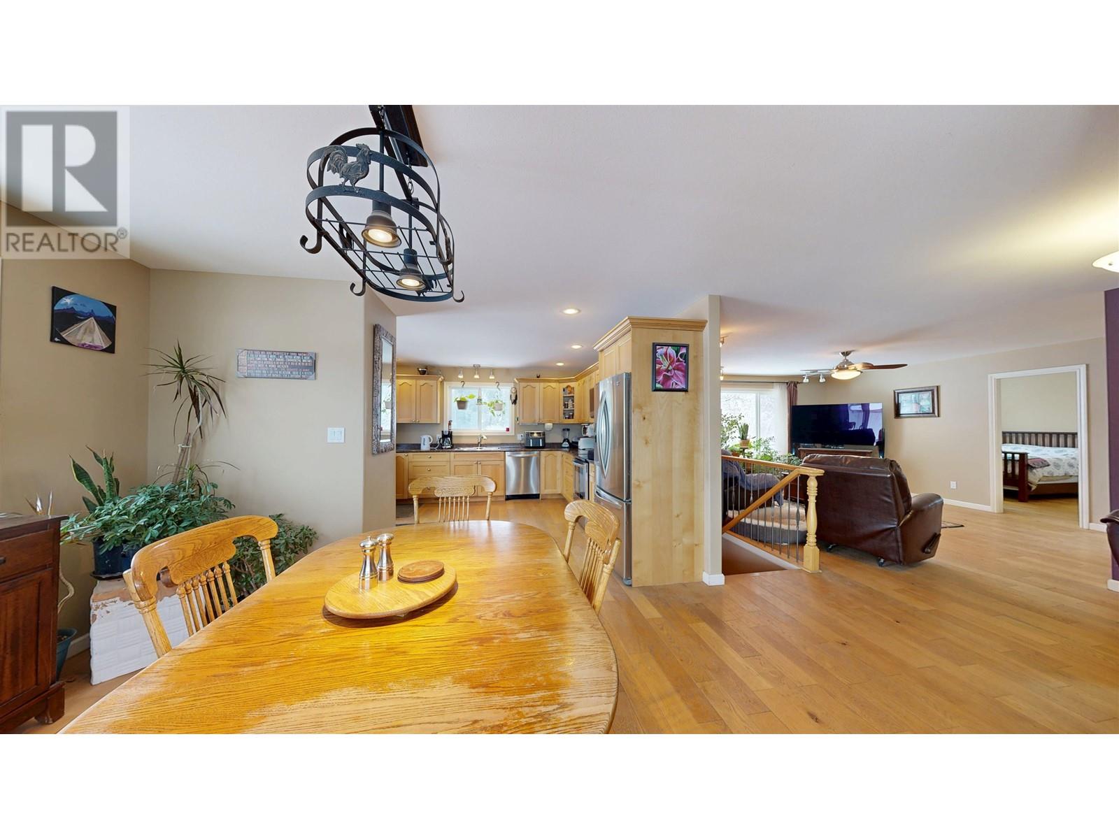 6691 Cariboo 97 Highway, 100 Mile House, British Columbia  V0K 2E2 - Photo 22 - R2977718