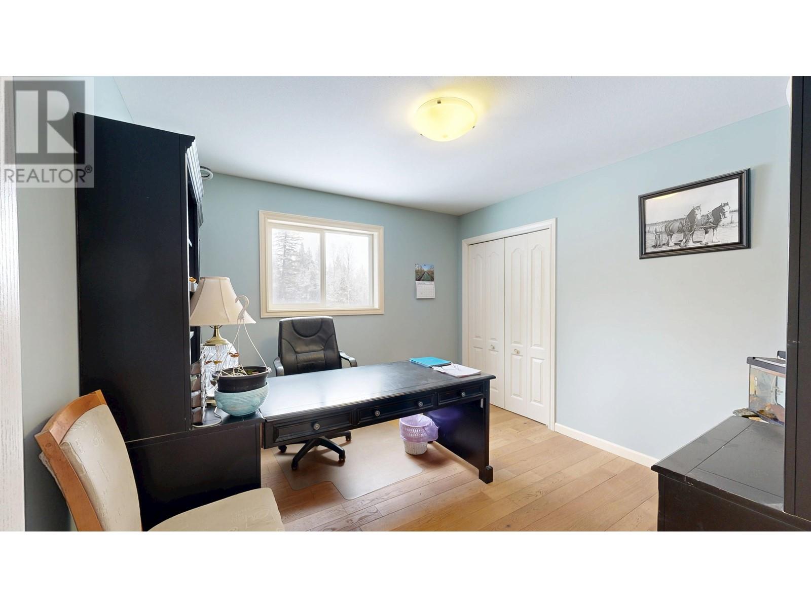 6691 Cariboo 97 Highway, 100 Mile House, British Columbia  V0K 2E2 - Photo 25 - R2977718