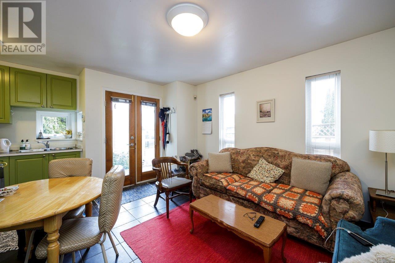 Listing Picture 36 of 36 : 26 N STRATFORD AVENUE, Burnaby / 本拿比 - 魯藝地產 Yvonne Lu Group - MLS Medallion Club Member