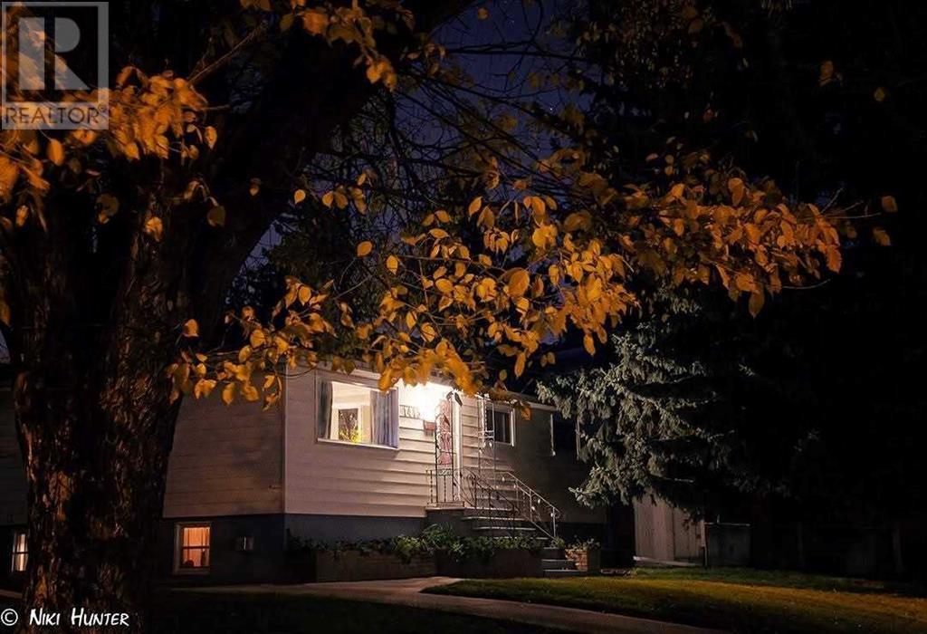 Property at 1415 Russell Road NE image 2