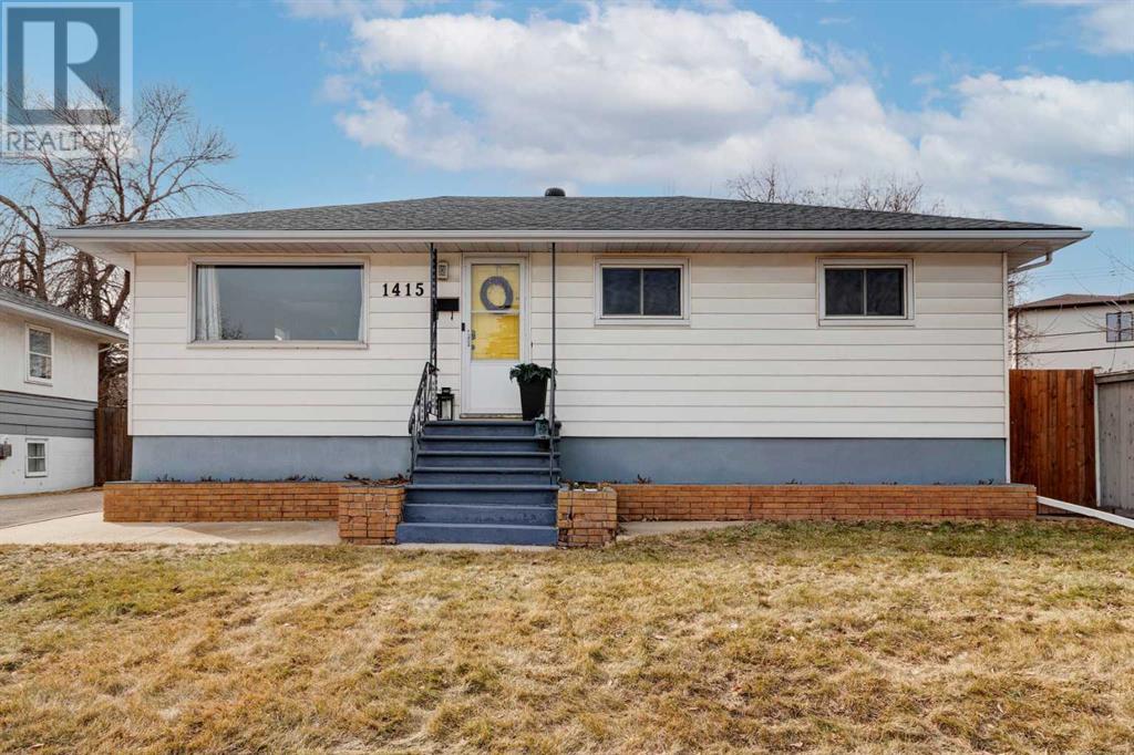 Property at 1415 Russell Road NE image 1