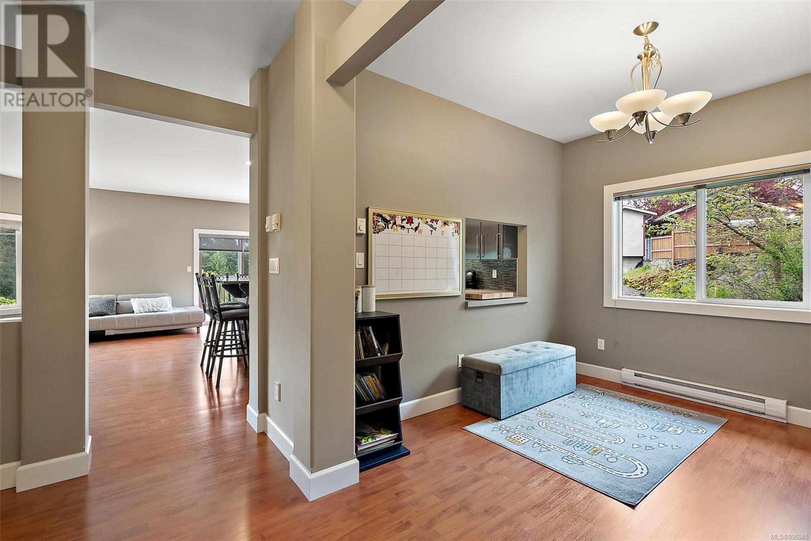 530 Selwyn Falls Dr, Langford, British Columbia  V9B 6P3 - Photo 4 - 996945