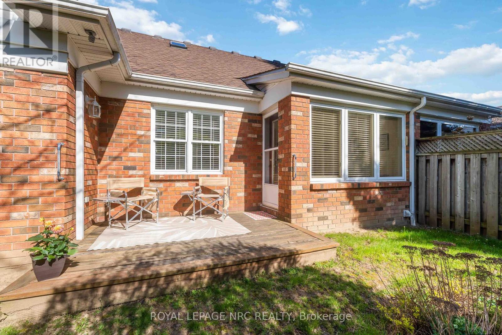 4106 Butternut Court, Lincoln (Lincoln-Jordan/vineland), Ontario  L0R 2C0 - Photo 17 - X12085489