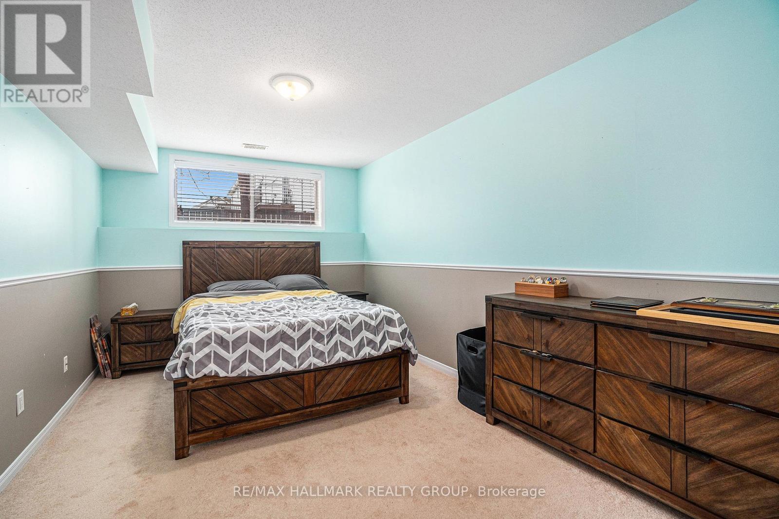 393 Wiffen Private, Ottawa, Ontario  K2H 1G4 - Photo 9 - X12111806