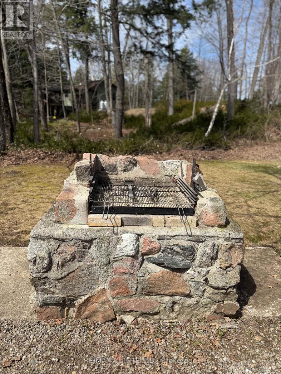 2309 Grindstone Lake Road, Frontenac, Ontario K0H 2M0 - Photo 43 - X12111832