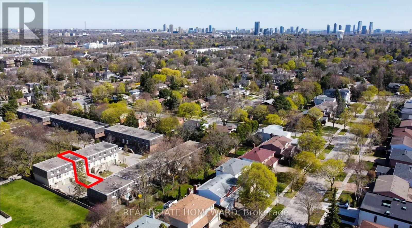 Property at 64 STONEDALE PLACEWAY image 2