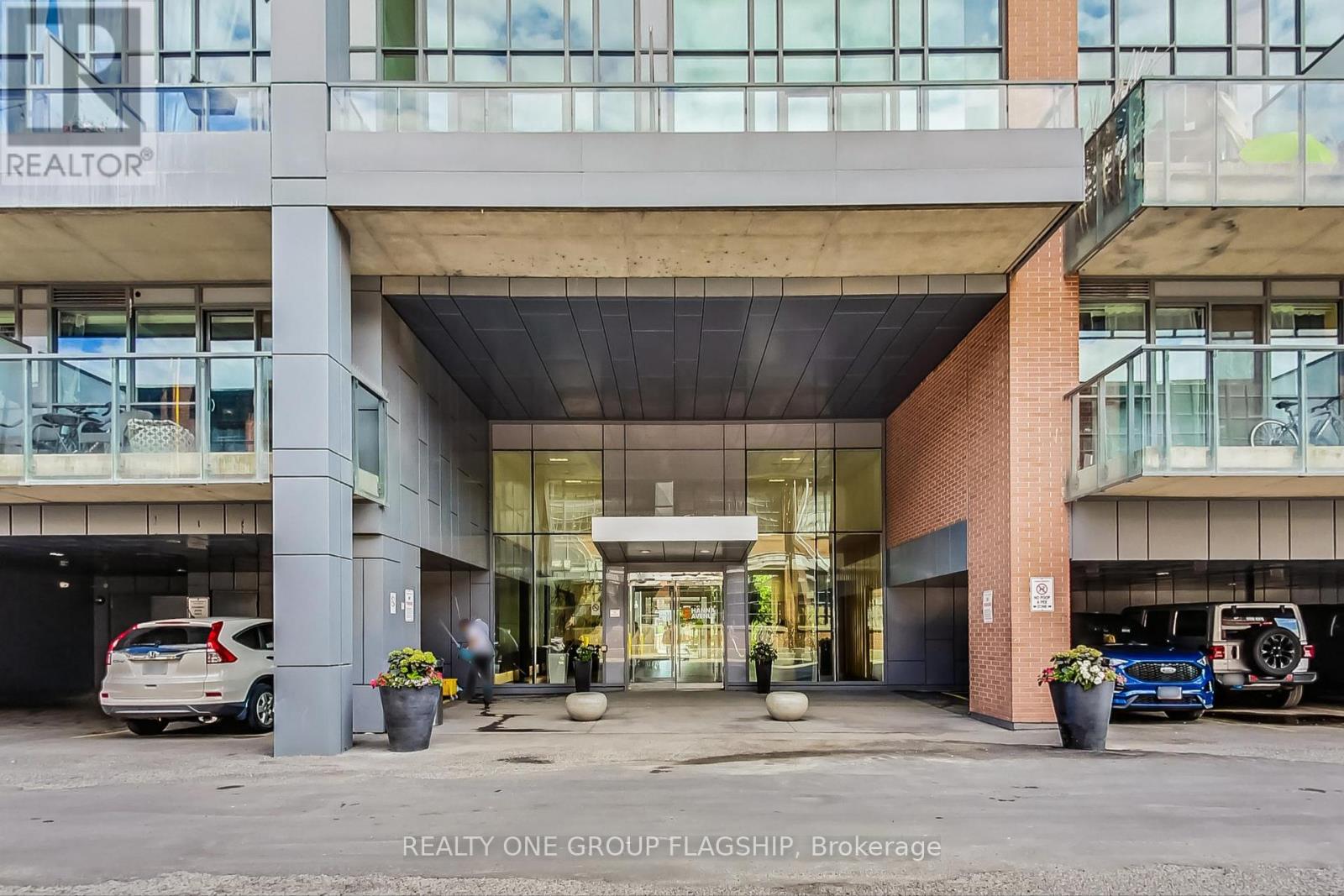 617 - 5 Hanna Avenue, Toronto, Ontario  M6K 0B3 - Photo 4 - C12111810