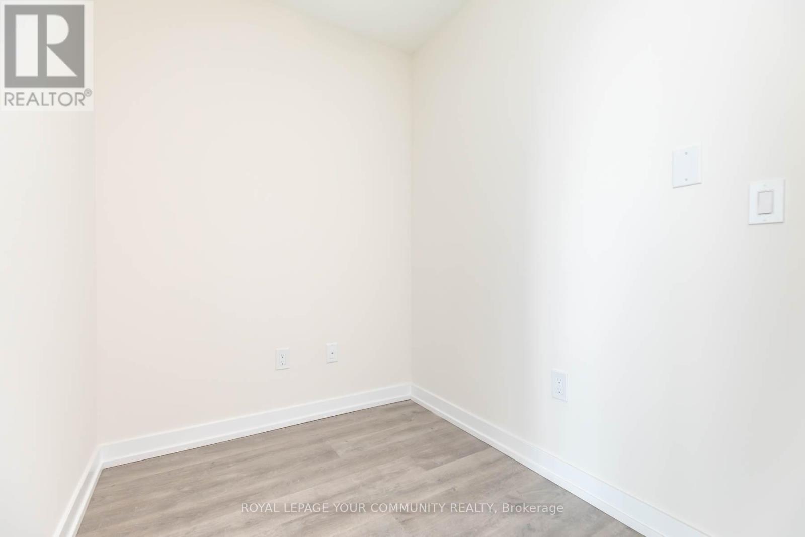 805 - 2300 St Clair Avenue W, Toronto, Ontario  M6N 0B3 - Photo 16 - W12111775
