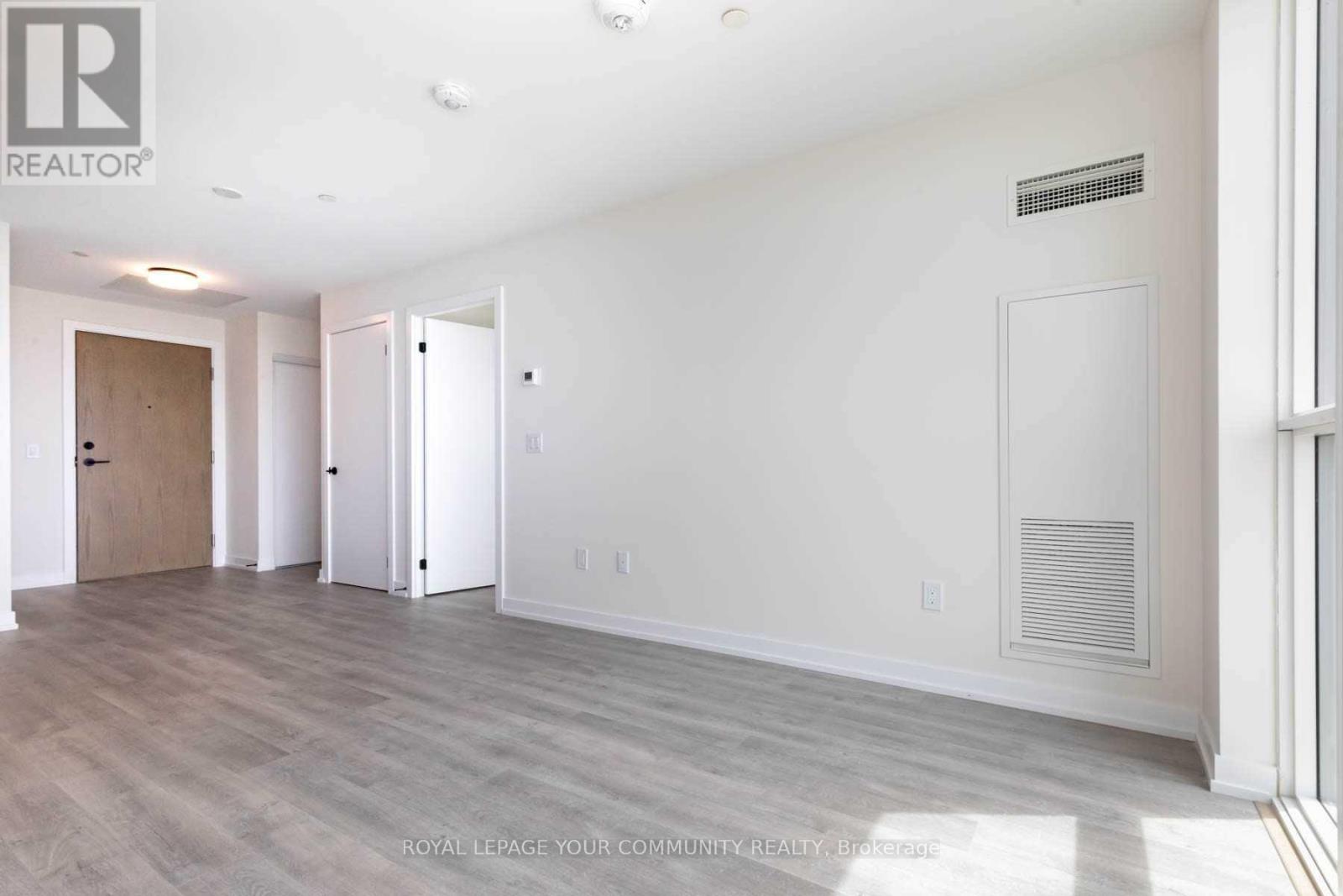 805 - 2300 St Clair Avenue W, Toronto, Ontario  M6N 0B3 - Photo 8 - W12111775