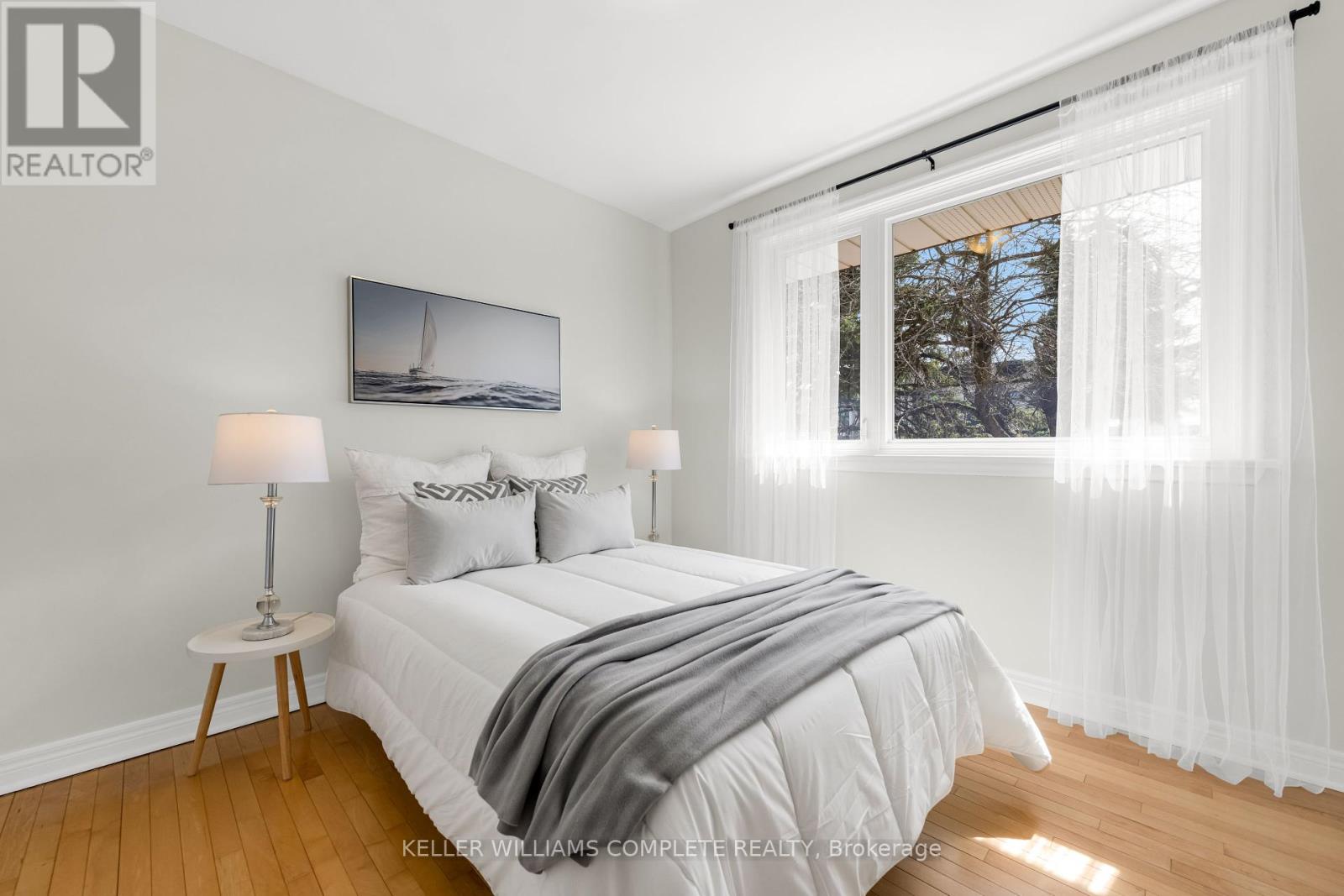 441 Valley Drive, Oakville, Ontario  L6L 4L5 - Photo 19 - W12111808
