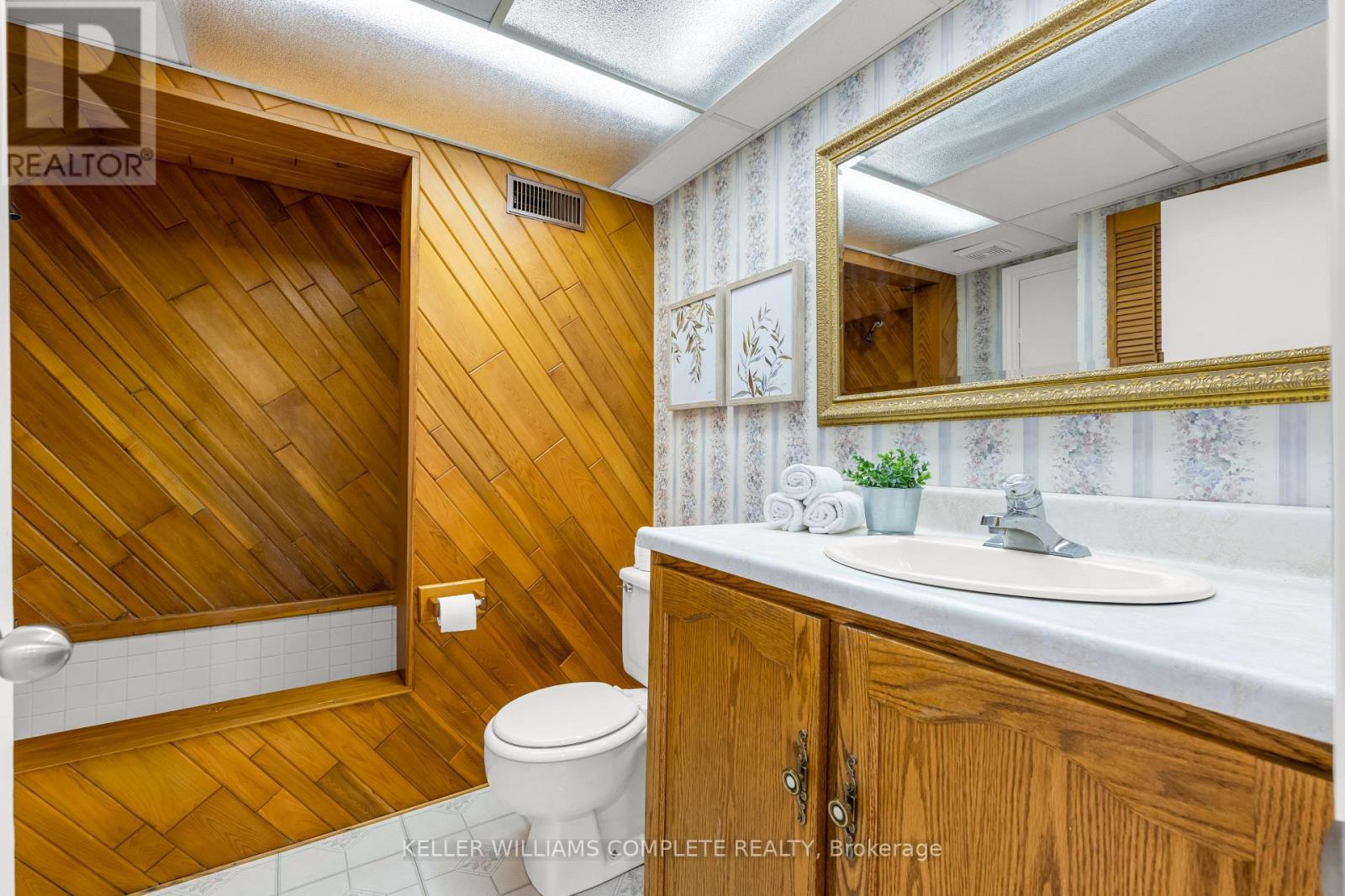441 Valley Drive, Oakville, Ontario  L6L 4L5 - Photo 26 - W12111808