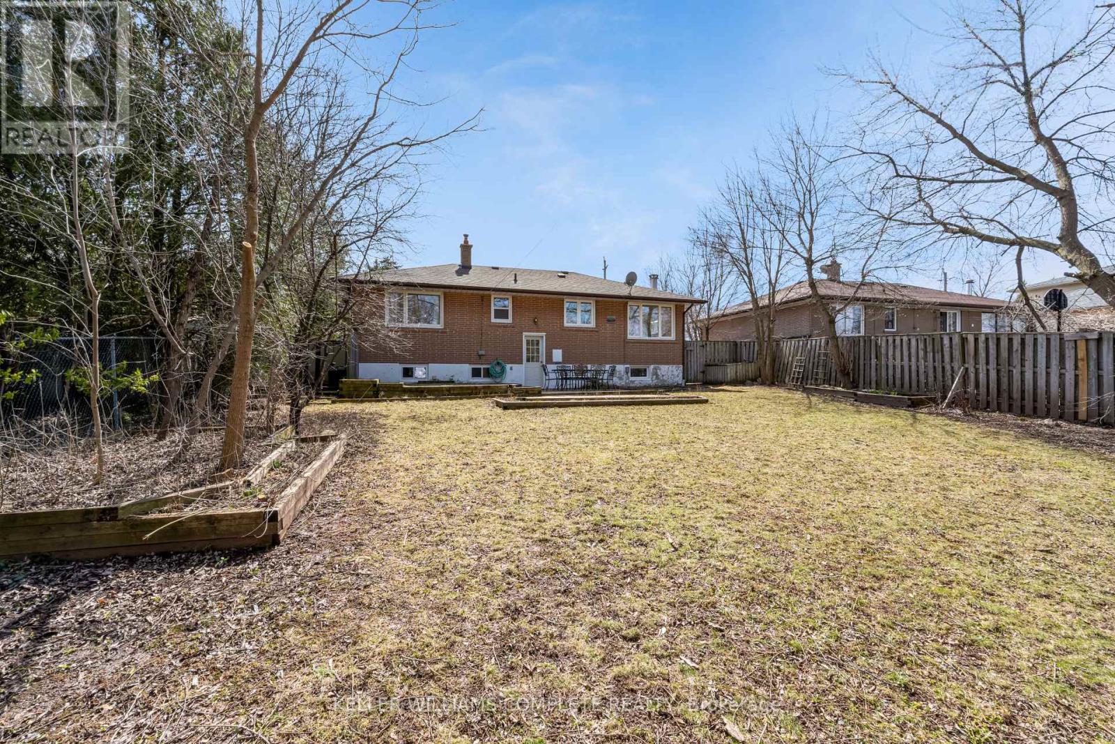 441 Valley Drive, Oakville, Ontario  L6L 4L5 - Photo 34 - W12111808