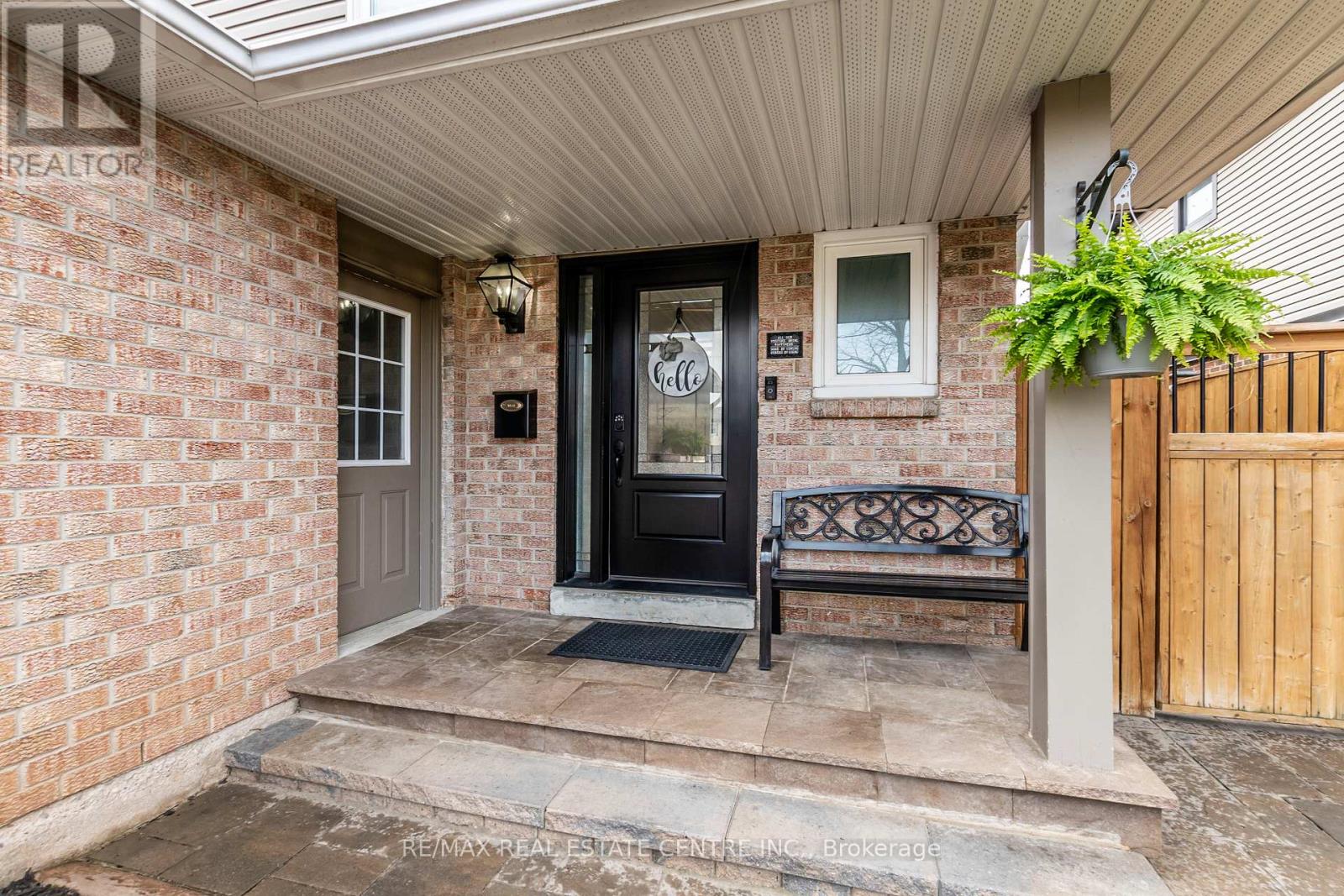 481 Bell Street, Milton, Ontario  L9T 4R6 - Photo 2 - W12111820