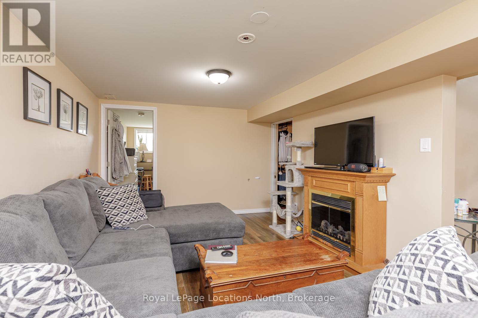 51 Raglan Street, Collingwood, Ontario  L9Y 4Y6 - Photo 22 - S12111853