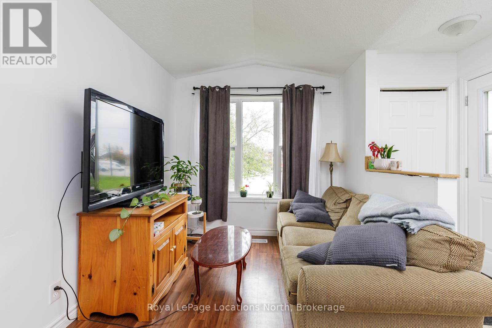 Property at 51 RAGLAN STREET image 4