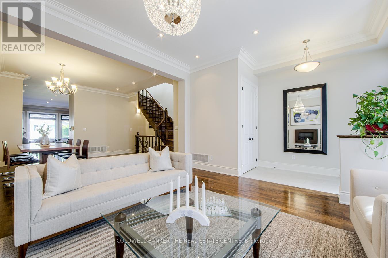 Property at 394 BALLIOL STREET image 5