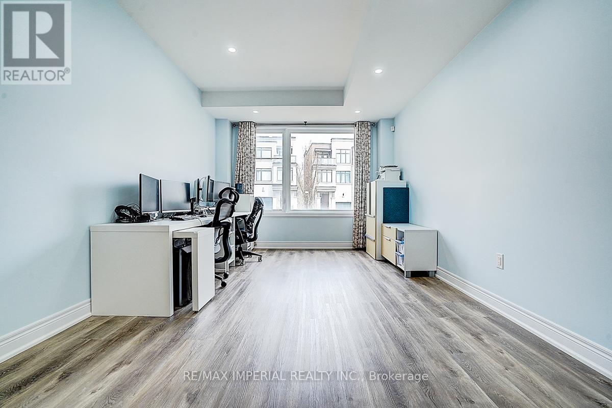 599 Marc Santi Boulevard, Vaughan, Ontario  L6A 4Z8 - Photo 11 - N12111835