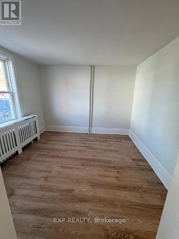 1 - 10 Willow Street N, Halton Hills, Ontario  L7J 1Z7 - Photo 1 - W12111860