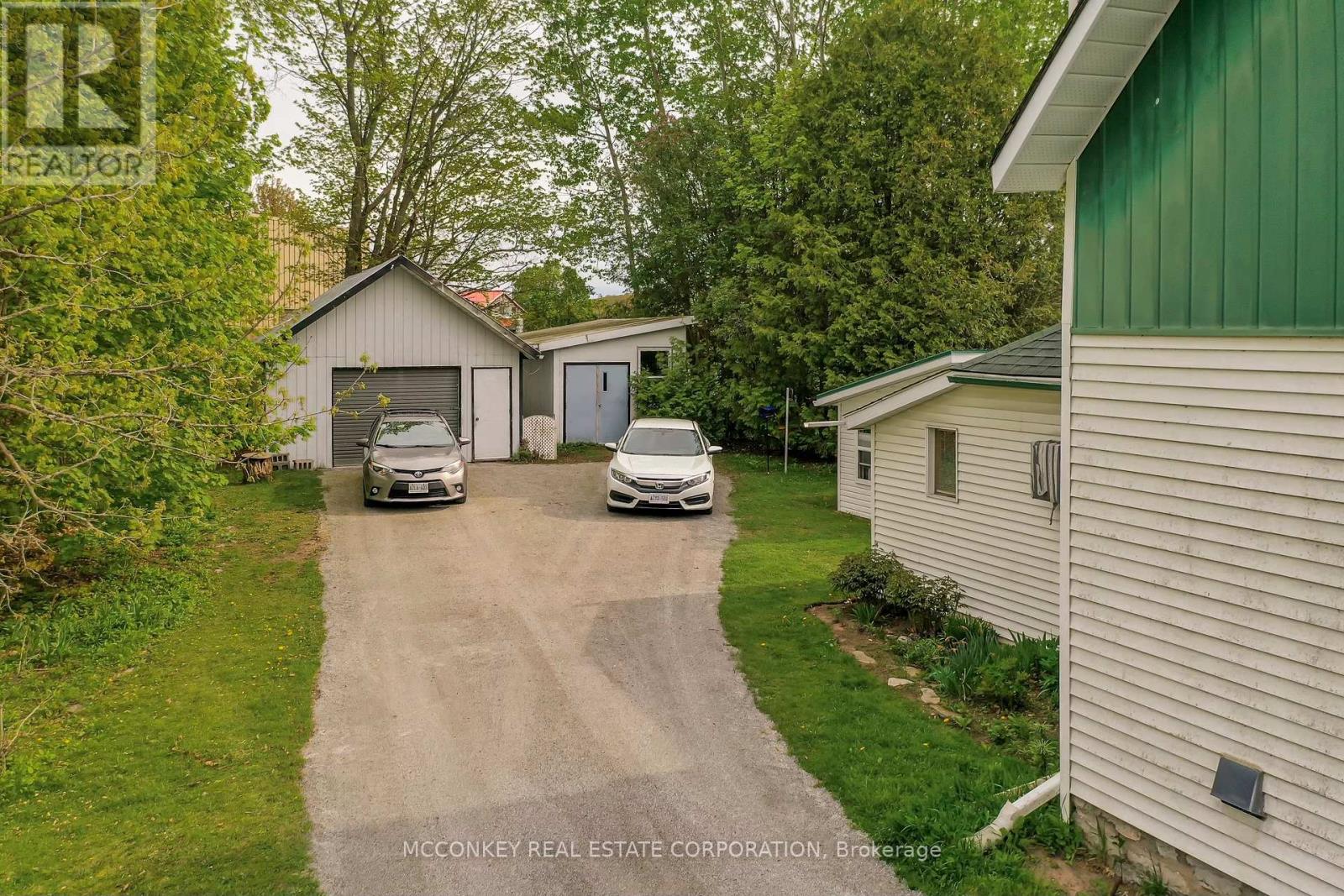 Property at 164 FRONT STREET W image 4