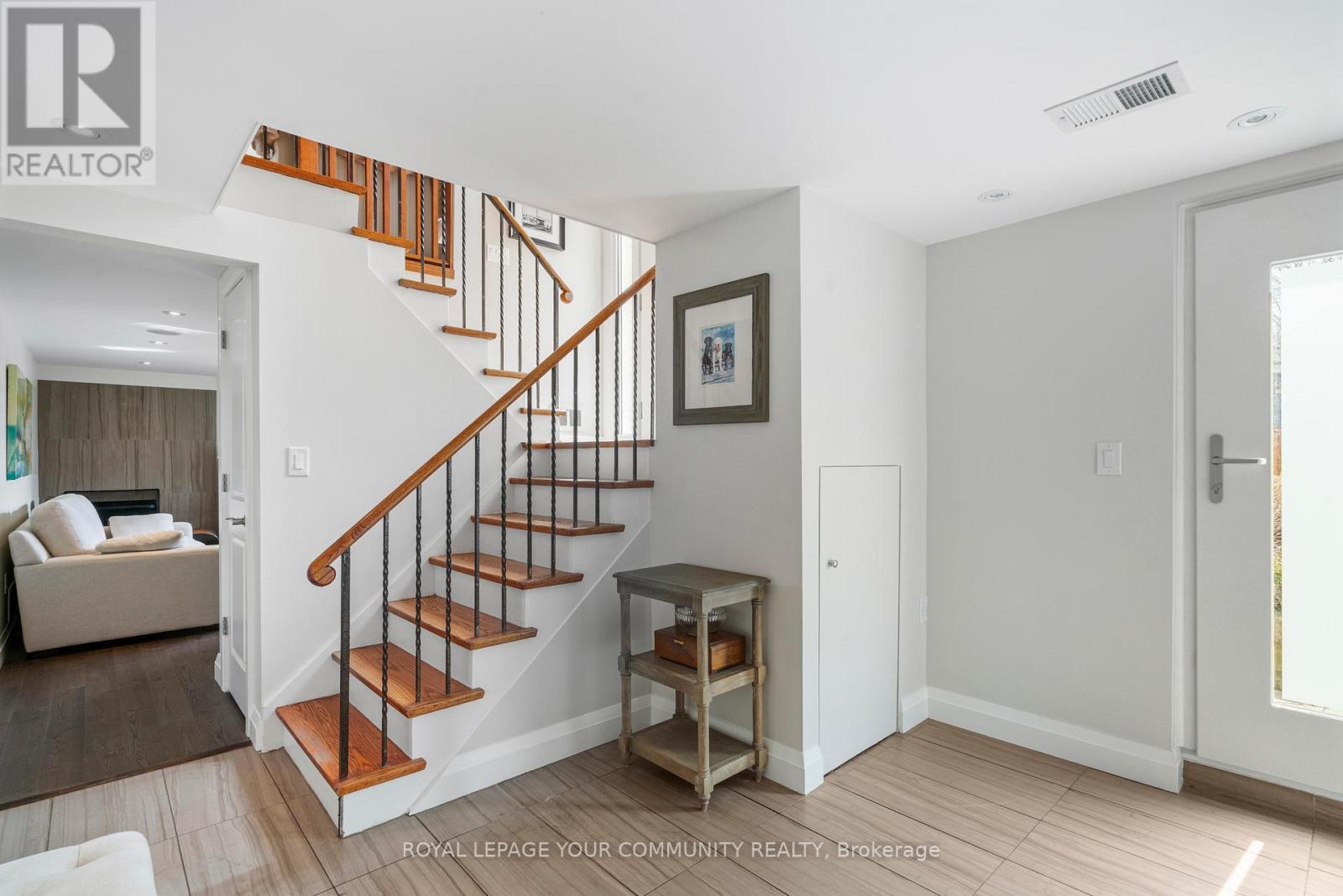 125 Laverock Avenue, Richmond Hill, Ontario  L4C 4J8 - Photo 17 - N12087902