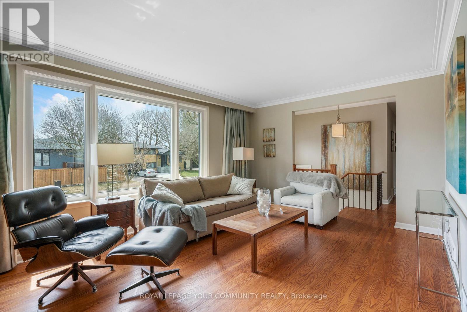 Property at 125 LAVEROCK AVENUE image 4