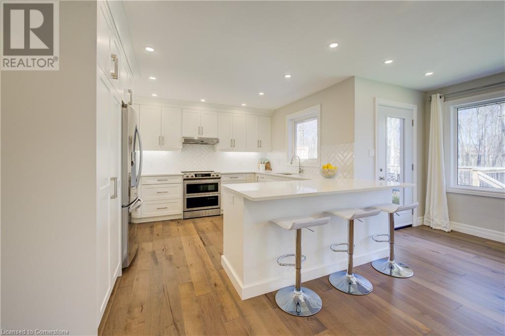 Property at 439 NORTHLAKE Drive image 4