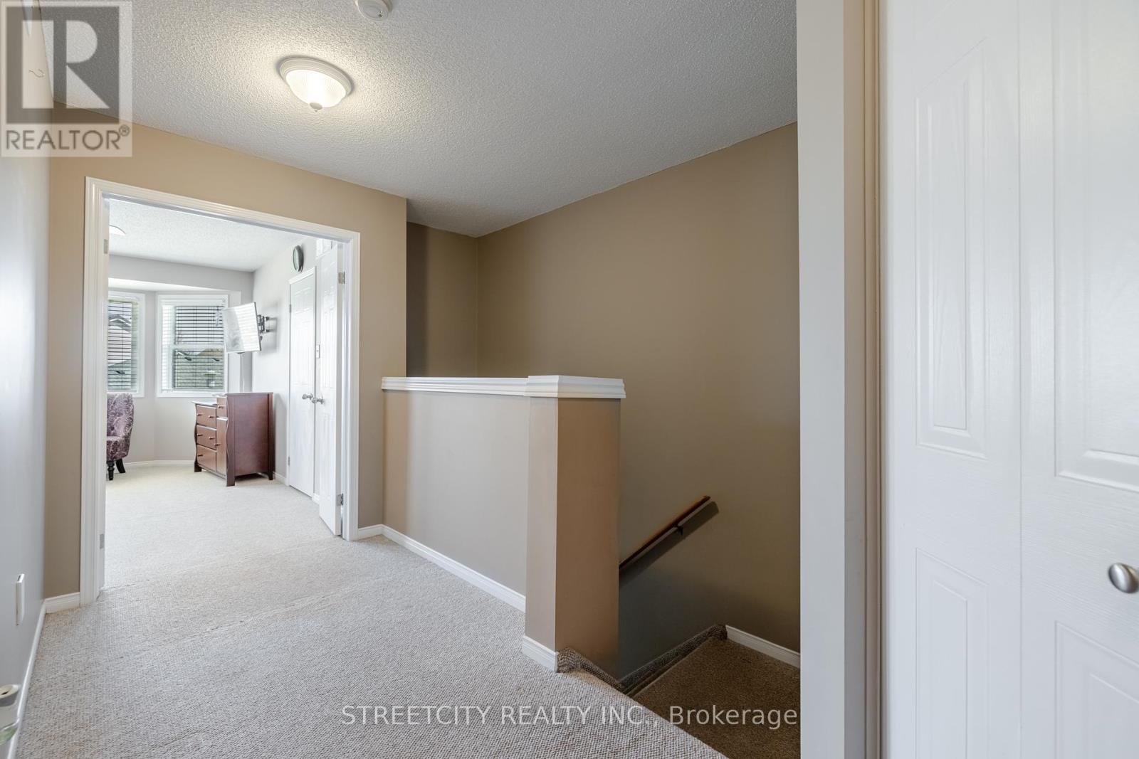 1858 Bloom Crescent, London North (North C), Ontario  N5X 4N2 - Photo 24 - X12095366