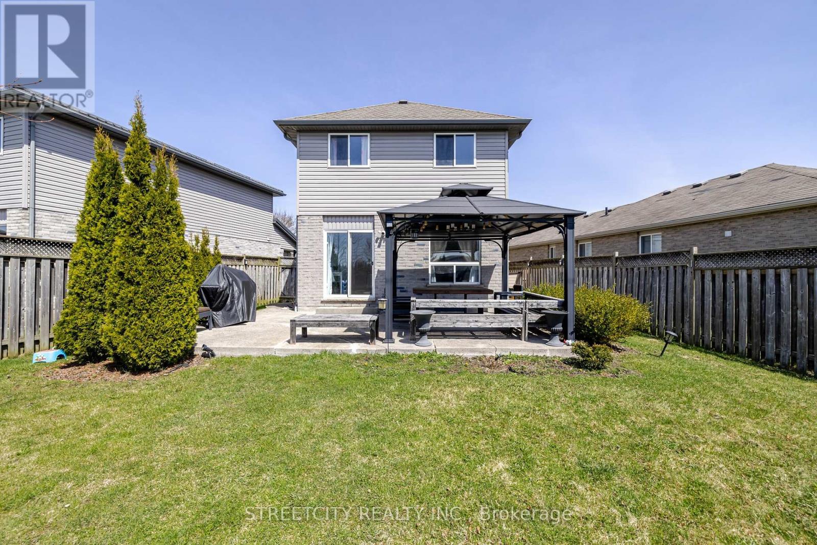 1858 Bloom Crescent, London North (North C), Ontario  N5X 4N2 - Photo 32 - X12095366