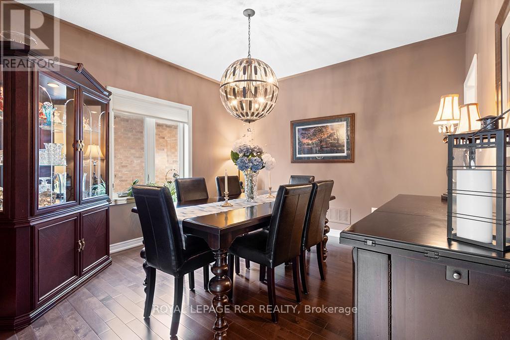 32 Borland Crescent, Caledon (Caledon East), Ontario  L7C 3M4 - Photo 12 - W12111891