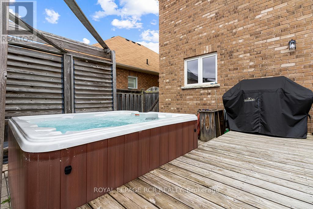 32 Borland Crescent, Caledon (Caledon East), Ontario  L7C 3M4 - Photo 48 - W12111891
