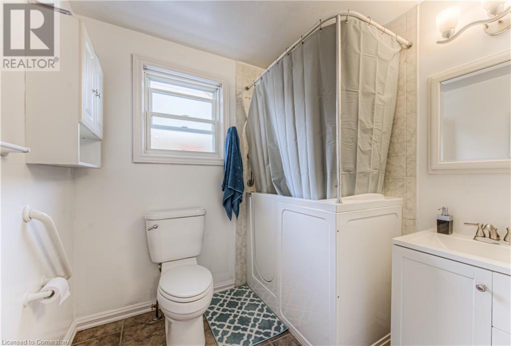 74 Chelsea Road, Kitchener, Ontario N2B 1H9 - Photo 22 - 40710127
