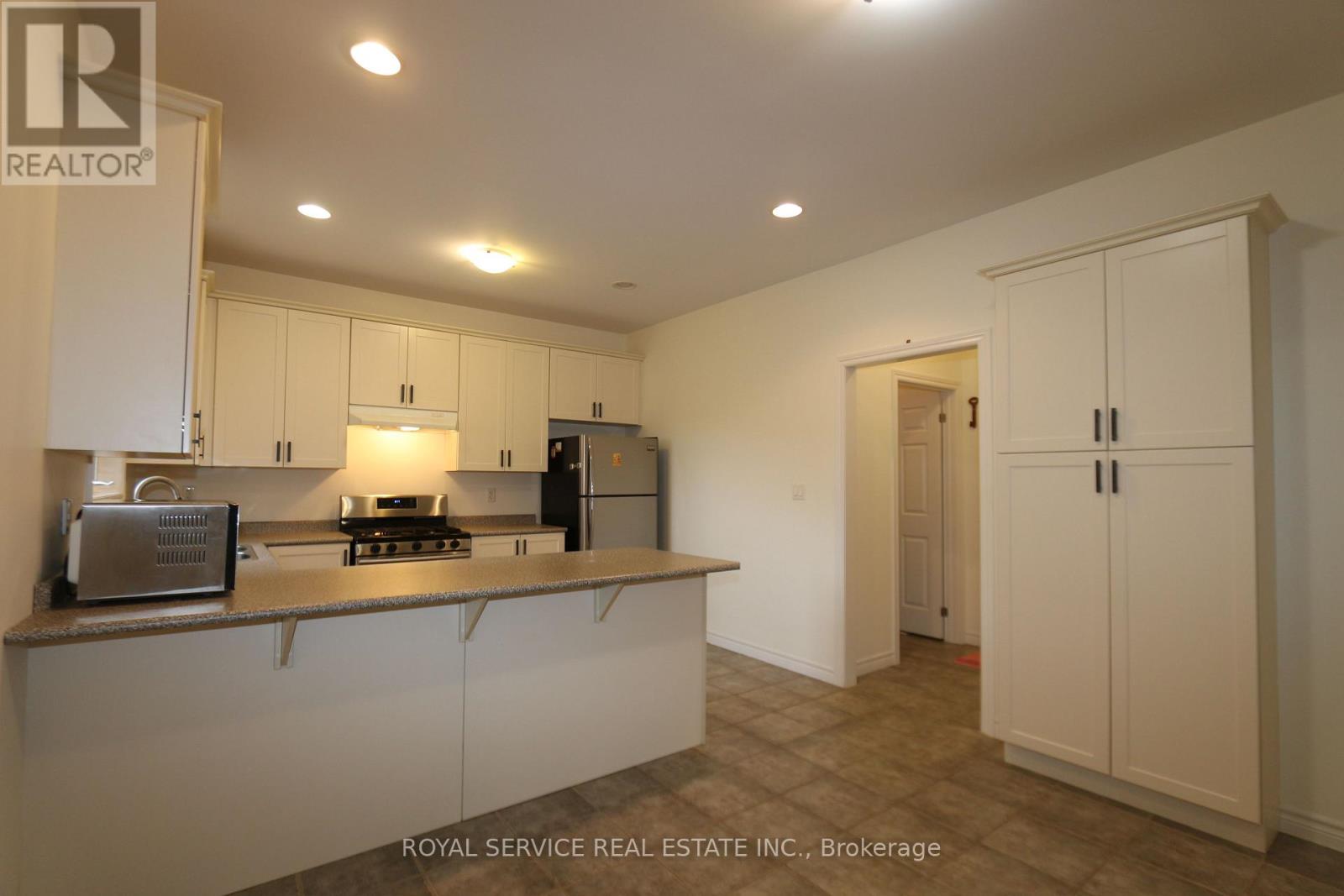 10 Don Morris Court, Clarington, Ontario L1C 5P7 - Photo 16 - E12111942