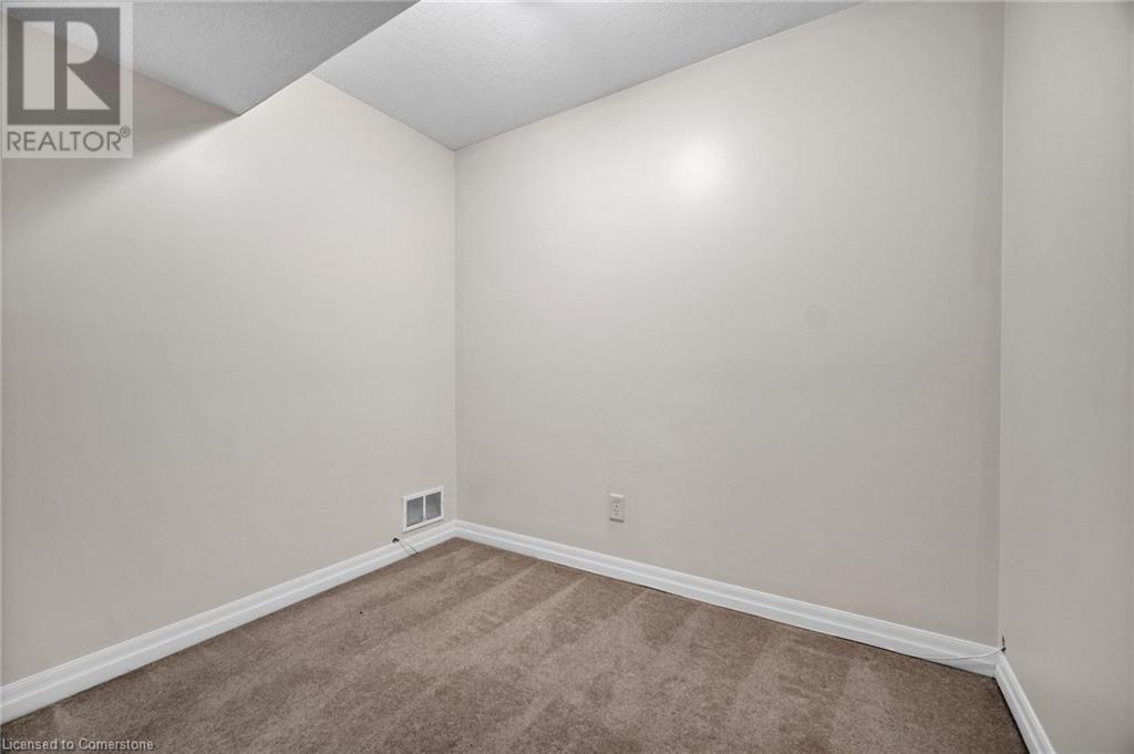 105 Pinnacle Drive Unit# 48, Kitchener, Ontario N2P 1B8 - Photo 34 - 40720768